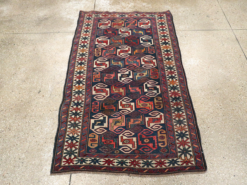 Antique Caucasian Kuba Rug, No.21082 - Gsblank