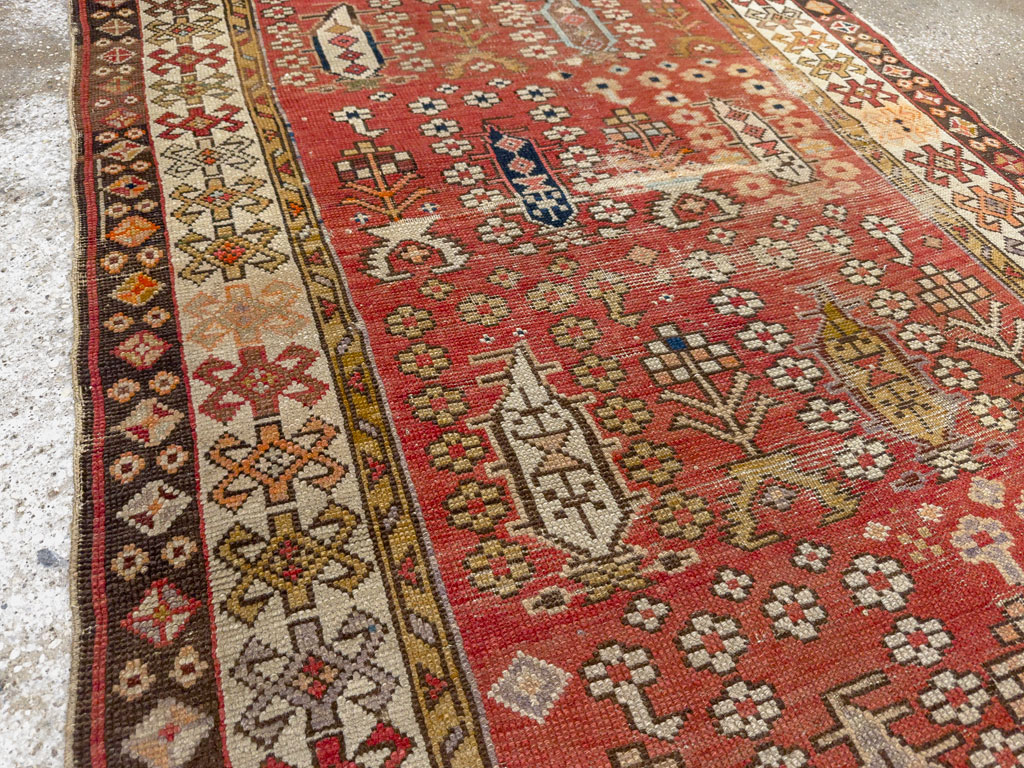 Antique Caucasian Rug, No.21135 - Gsblank