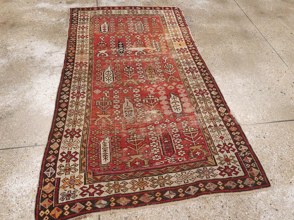 Antique Caucasian Rug, No.21135 - Gsblank