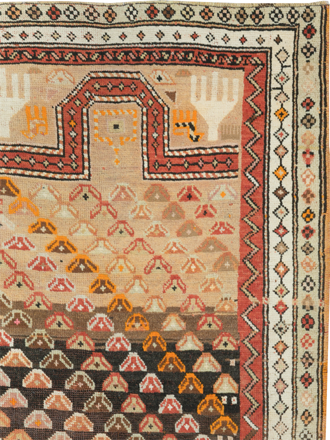 Antique Caucasian Rug, No.21137 - Gsblank