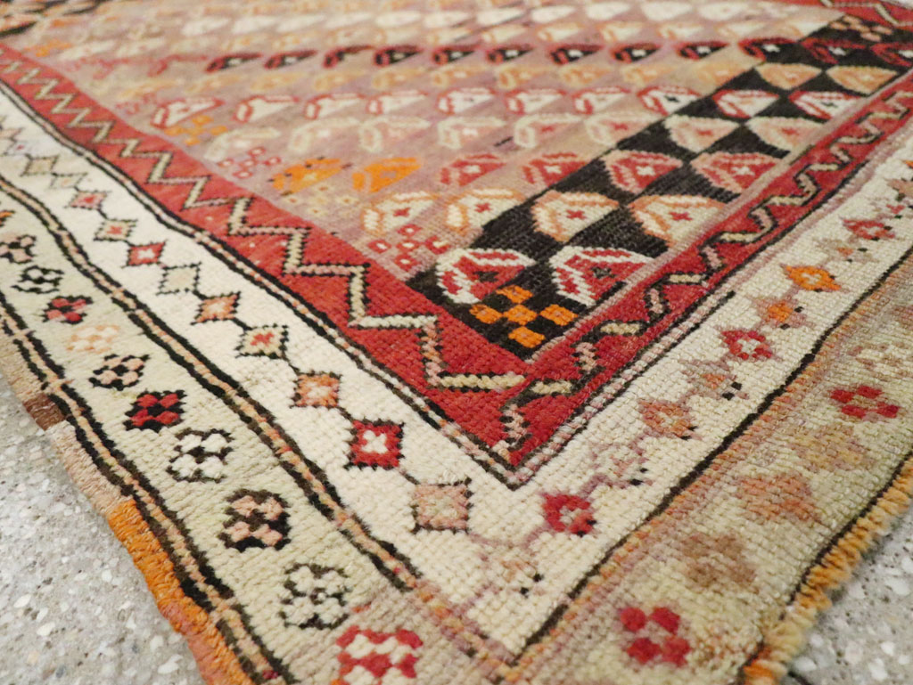 Antique Caucasian Rug, No.21137 - Gsblank