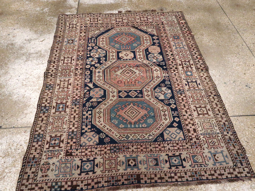 Antique Caucasian Shirvan Rug, No.21141 - Gsblank