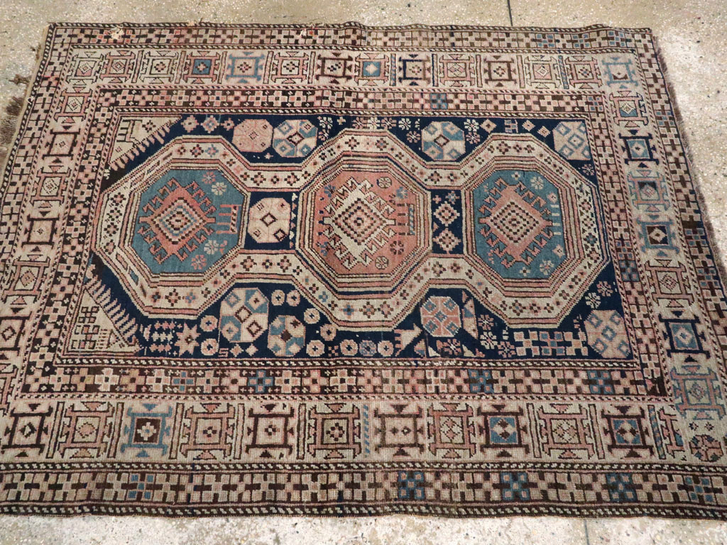 Antique Caucasian Shirvan Rug, No.21141 - Gsblank