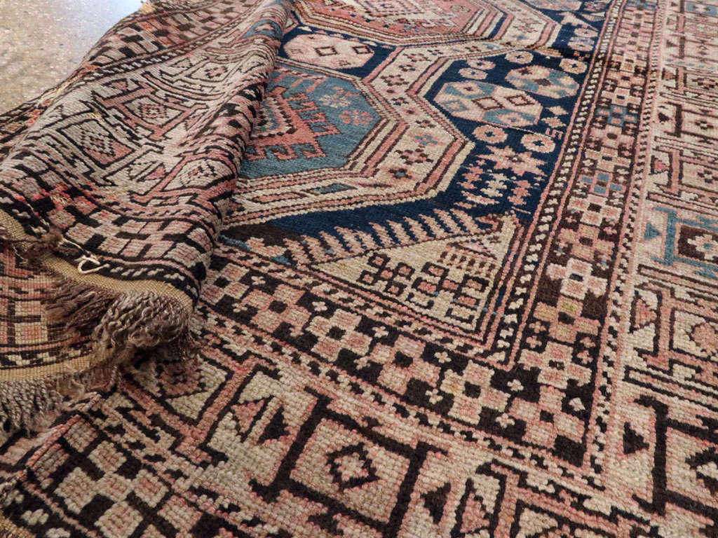 Antique Caucasian Shirvan Rug, No.21141 - Gsblank