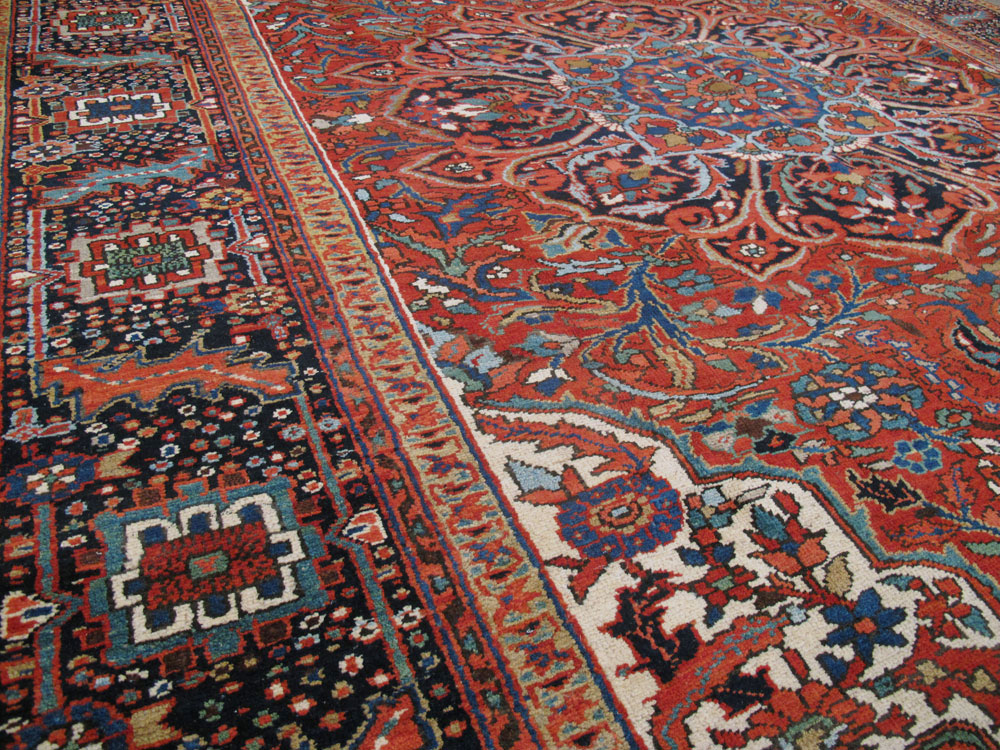 Vintage Persian Heriz Carpet, No.21148 - Gsblank