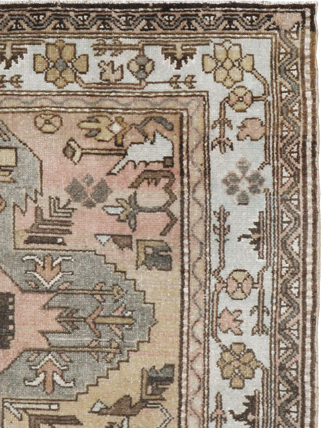 Vintage Persian Northwest Rug, No.21201 - Gsblank