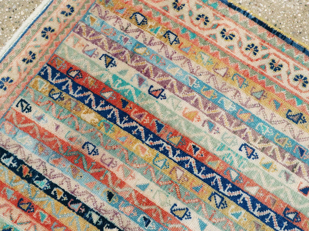 Vintage Persian Afshar Rug, No.21206 - Gsblank