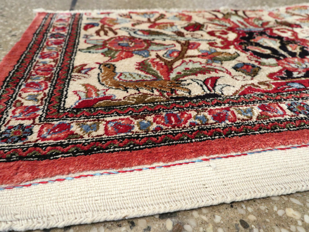 Vintage Persian Quom Silk Rug, No.21213 - Gsblank