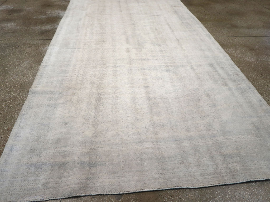 Vintage Persian Flat-weave Kilim, No.21216 - Gsblank