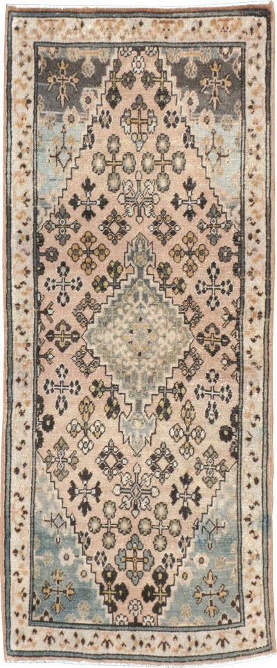 Vintage Persian Joshegan Rug, No.21233 - Gsblank