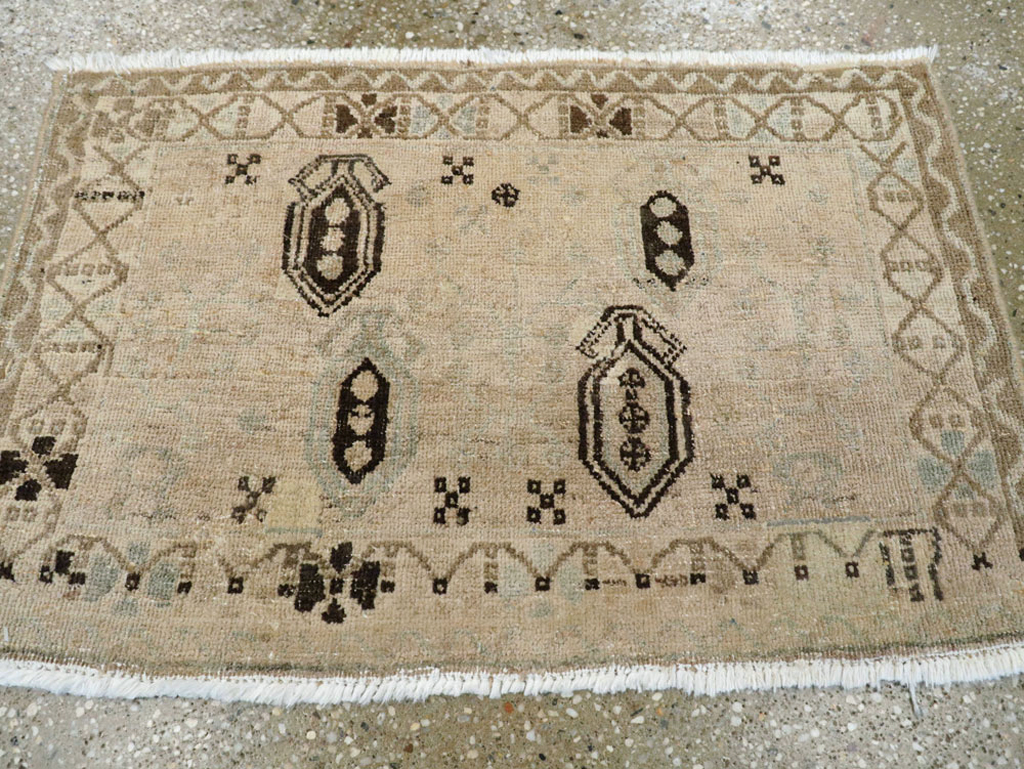 Vintage Persian Afshar Rug, No.21239 - Gsblank