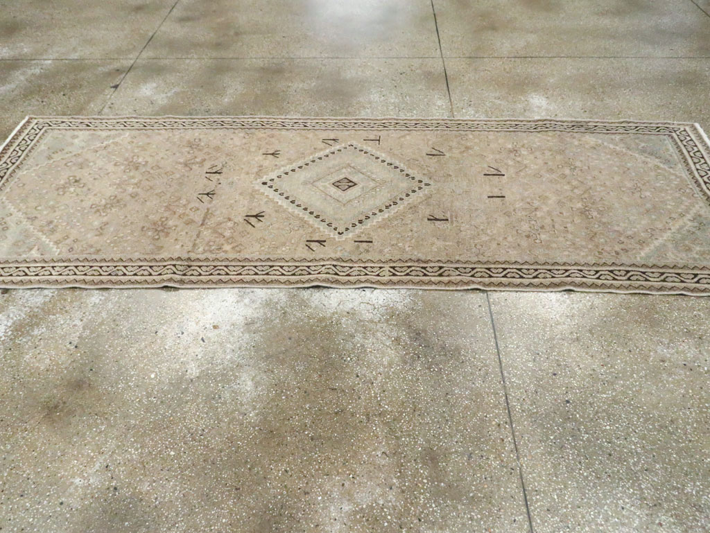 Vintage Persian Joshegan Runner, No.21258 - Gsblank