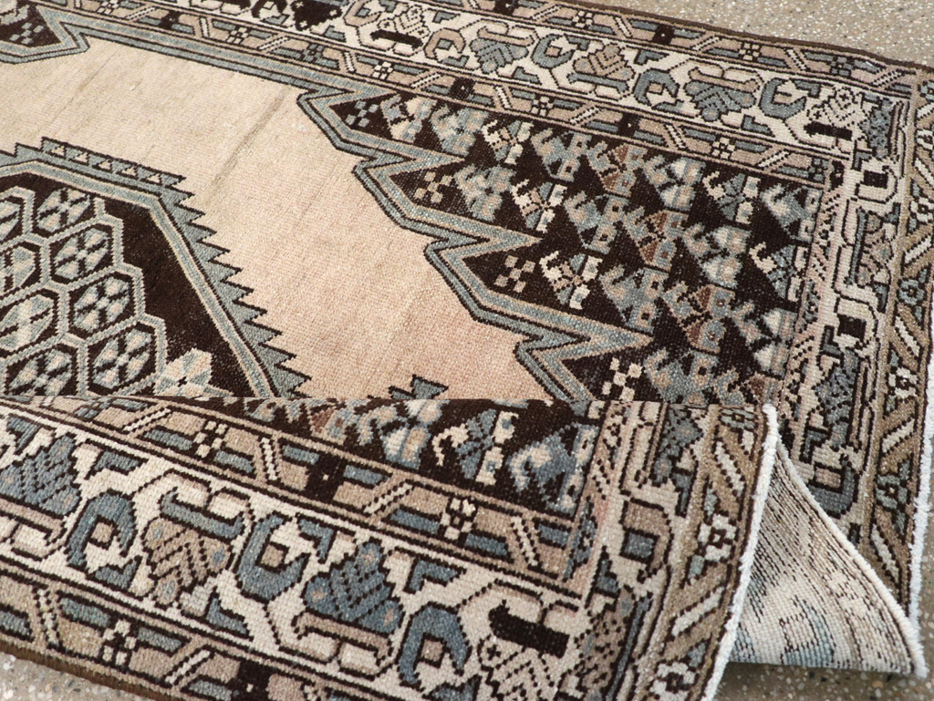 Antique Persian Malayer Rug, No.21261 - Gsblank