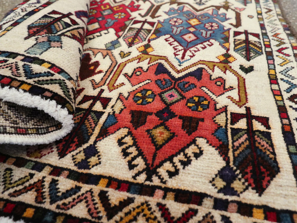 Antique Persian Afshar Rug, No.21274 - Gsblank