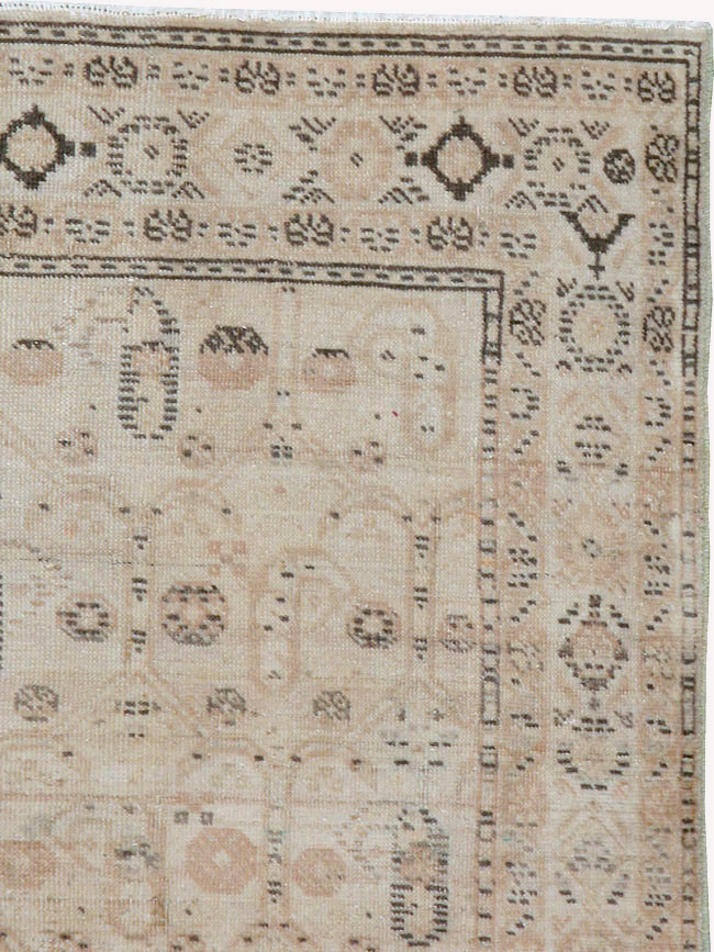 Vintage Persian Afshar Accent Rug, No.21280 - Gsblank
