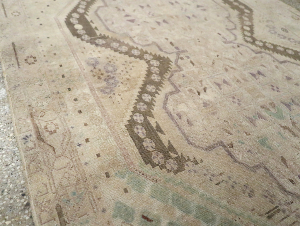 Vintage Persian Afshar Rug, No.21282 - Gsblank