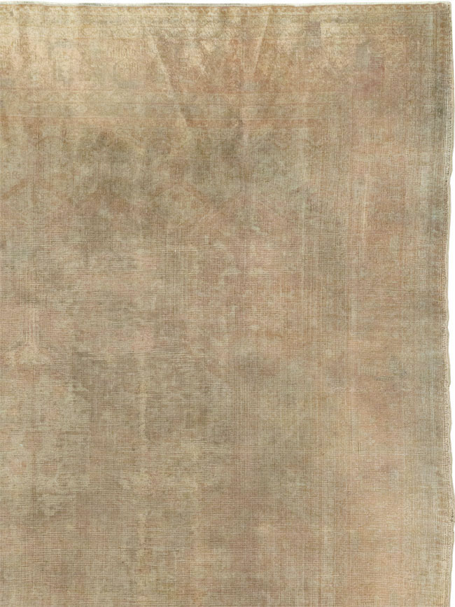 Antique Turkish Sivas Distressed Rug, No.21325 - Gsblank