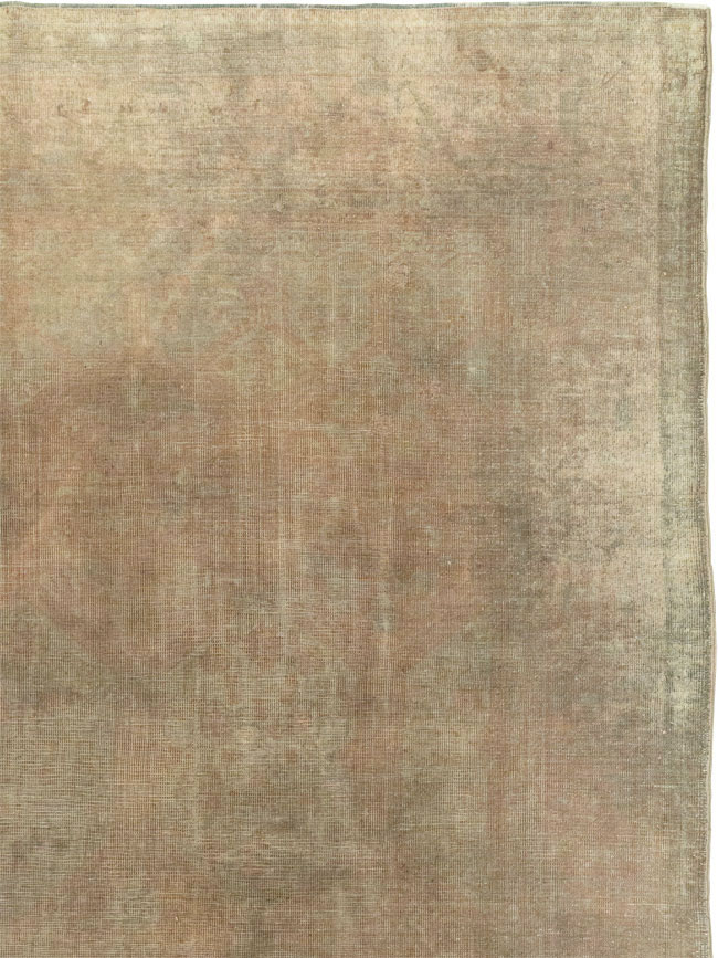 Antique Turkish Sivas Distressed Rug, No.21325 - Gsblank