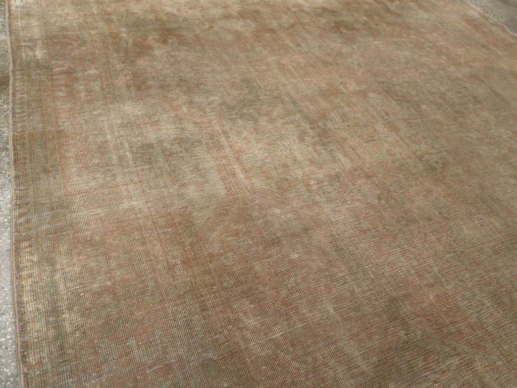 Antique Turkish Sivas Distressed Rug, No.21325 - Gsblank