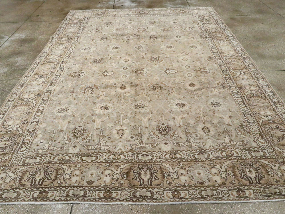 Antique Persian Tabriz Carpet, No.21386 - Gsblank
