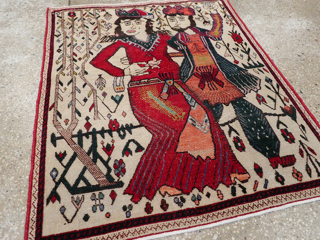 Vintage Persian Tabriz Pictorial Rug, No.21395 - Gsblank