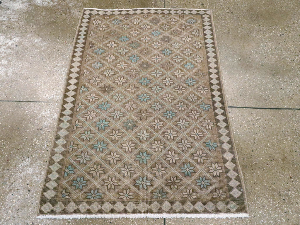 Vintage Tabriz Rug, No.21400 - Gsblank