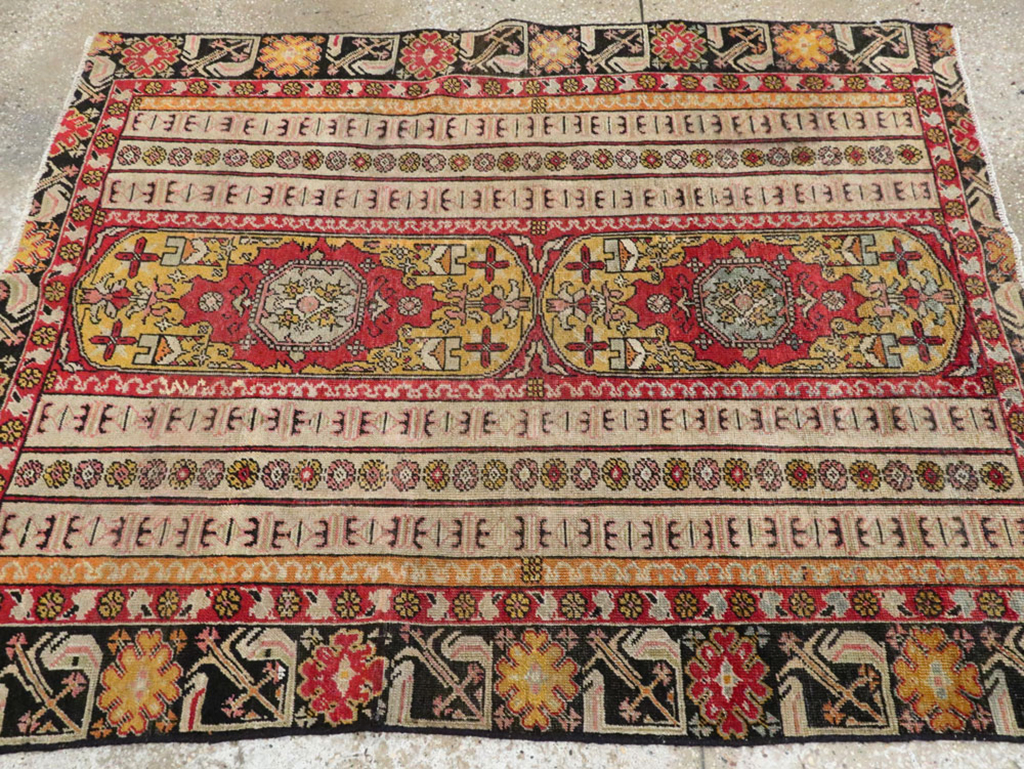 Antique Turkish Ghiordes Rug, No.21425 - Gsblank