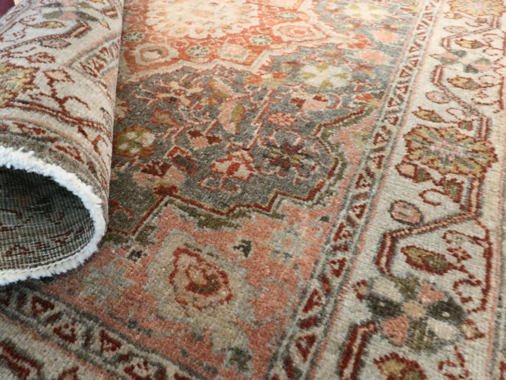 Vintage Persian Sarouk Rug, No.21428 - Gsblank