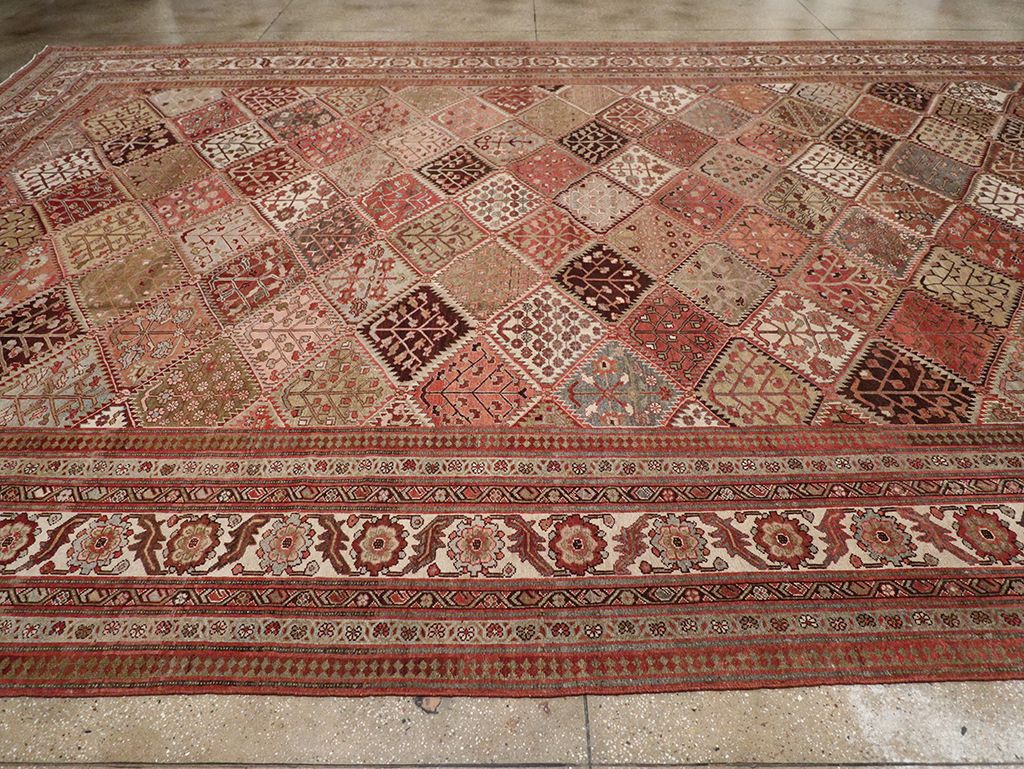 Antique Persian Malayer Carpet, No.21433 - Gsblank