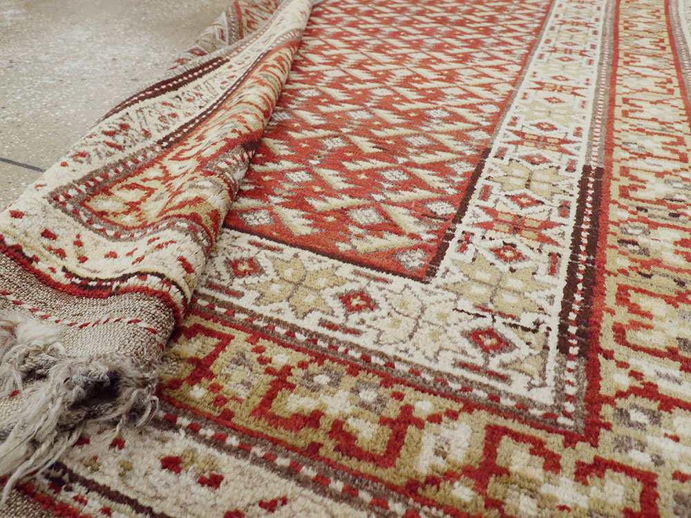 Antique Kurdish Rug, No.21434 - Gsblank