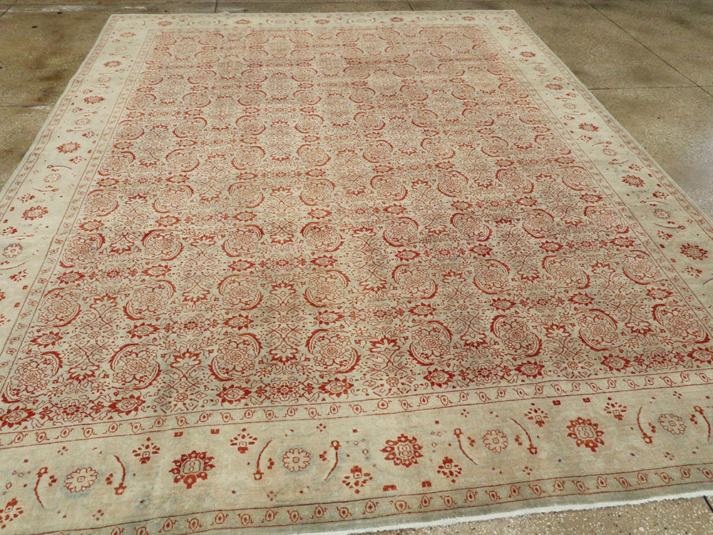 Antique Tabriz Carpet, No.21441 - Gsblank