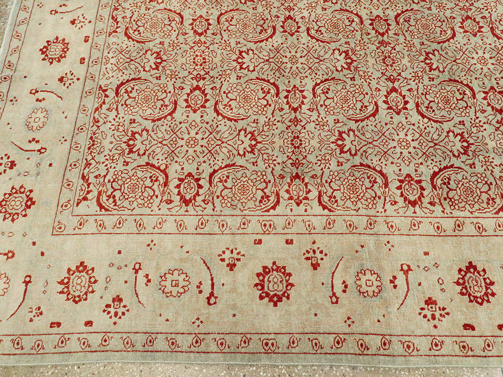 Antique Tabriz Carpet, No.21441 - Gsblank