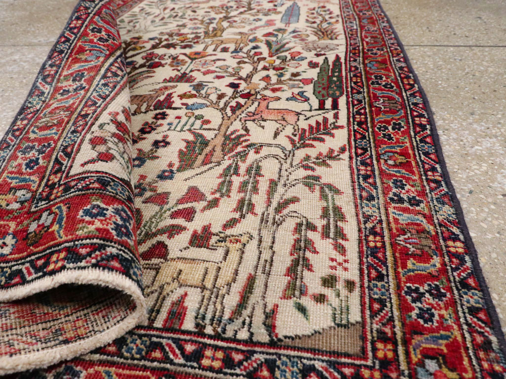 Vintage Persian Tabriz Pictorial Rug, No.21465 - Gsblank