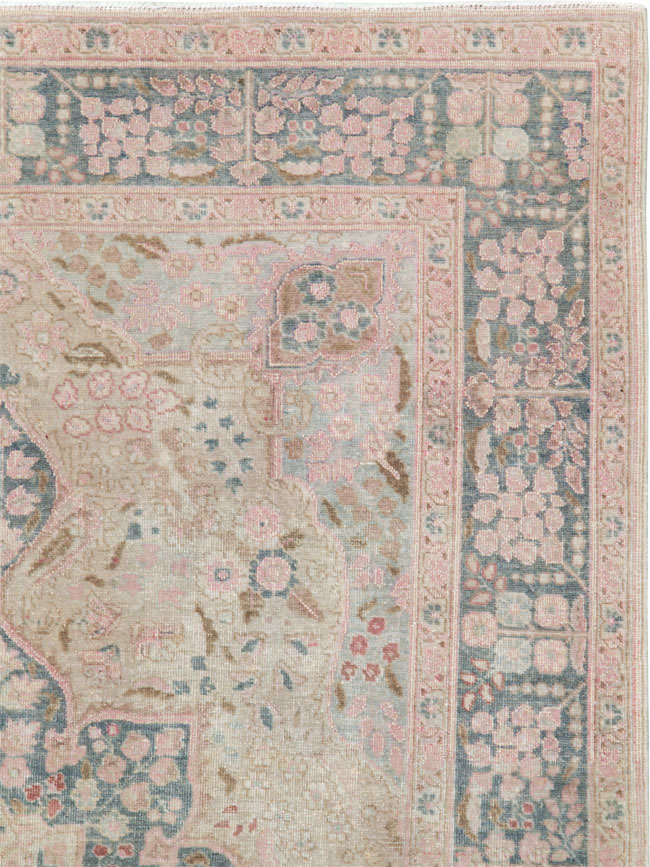 Vintage Persian Tabriz Accent Rug, No.21470 - Gsblank