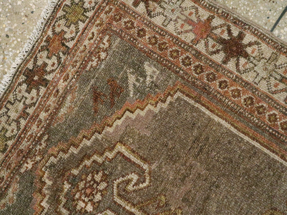 Antique Persian Malayer Rug, No.21513 - Gsblank