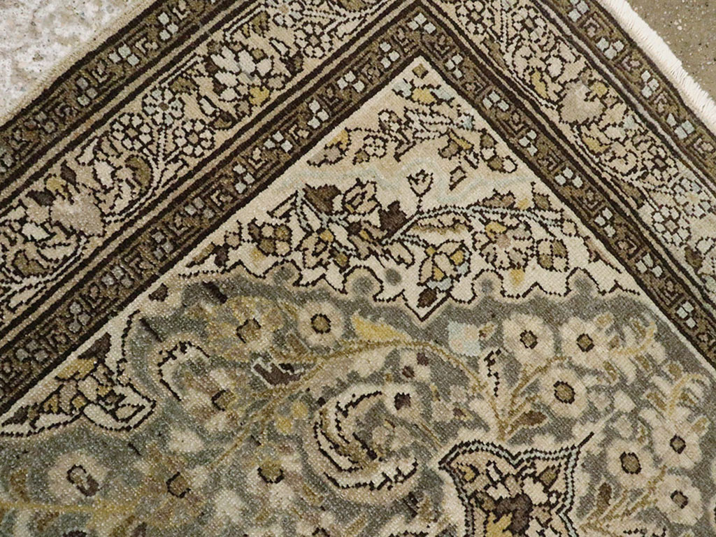 Antique Persian Malayer Rug, No.21514 - Gsblank