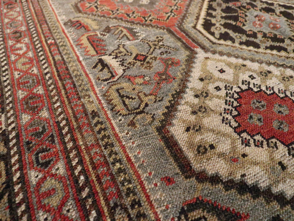 Antique Persian Afshar Rug, No.21517 - Gsblank