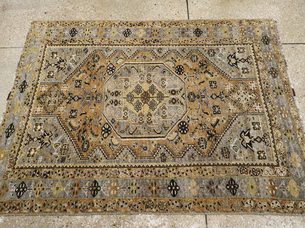 Vintage Persian Afshar Rug, No.21522 - Gsblank