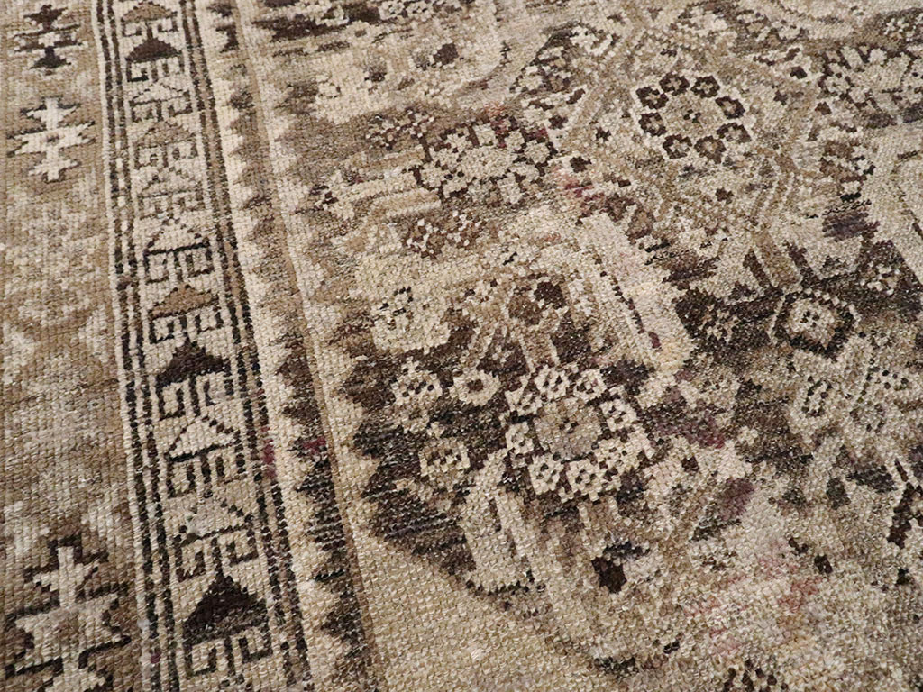 Antique Persian Malayer Rug, No.21525 - Gsblank