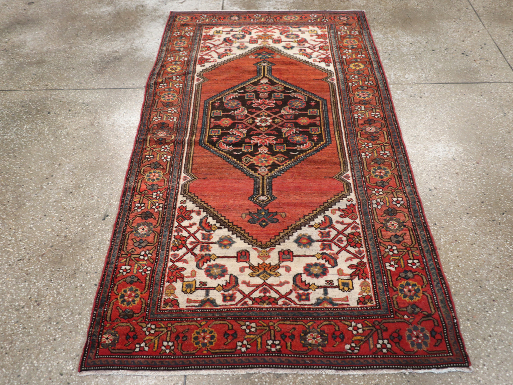 Antique Persian Malayer Accent Rug, No.21531 - Gsblank