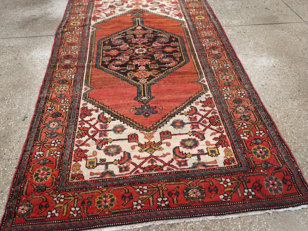 Antique Persian Malayer Accent Rug, No.21531 - Gsblank
