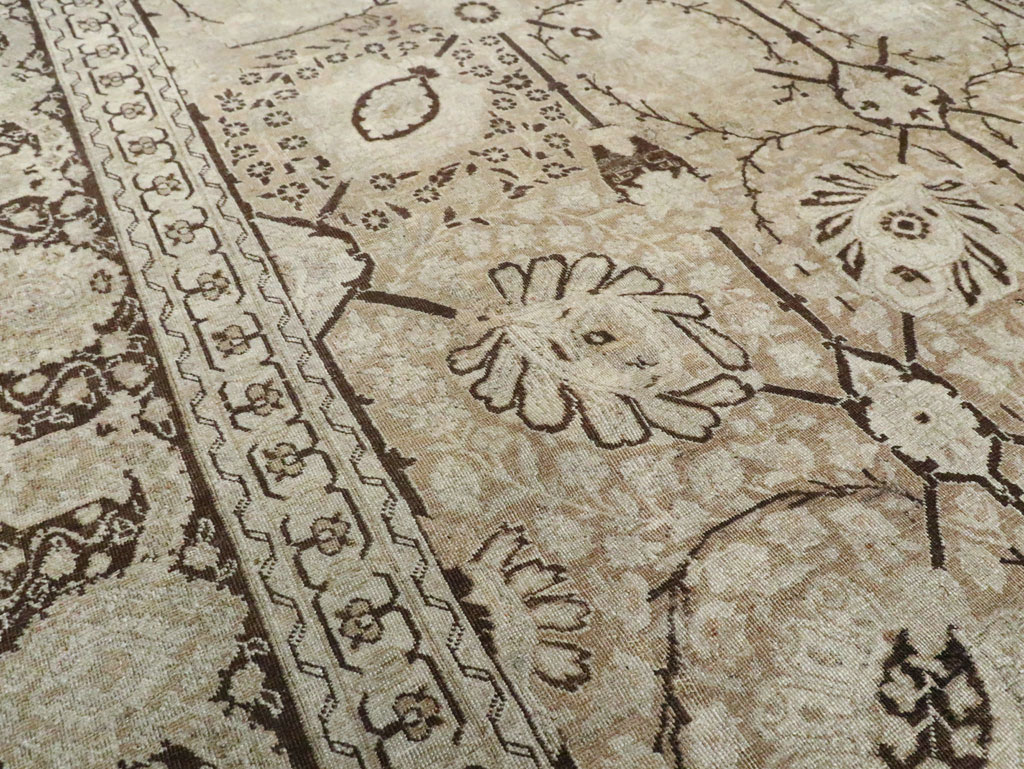 Antique Persian Tabriz Carpet, No.21553 - Gsblank