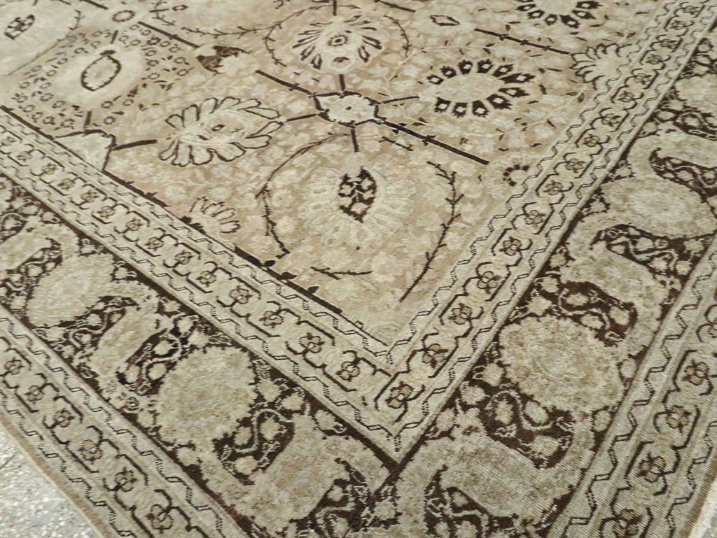 Antique Persian Tabriz Carpet, No.21553 - Gsblank