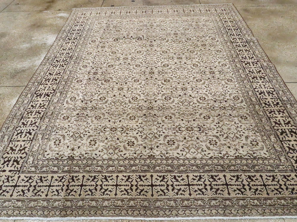Antique Persian Tabriz Rug, No.21573 - Gsblank