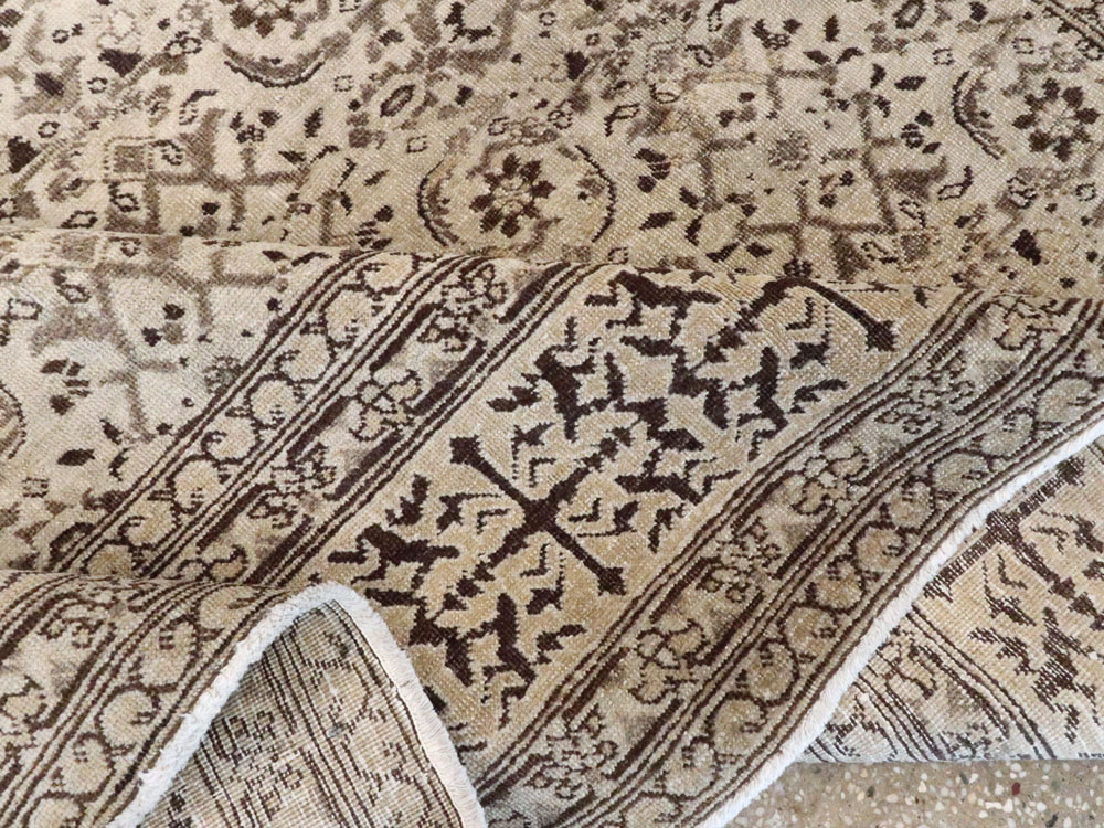 Antique Persian Tabriz Rug, No.21573 - Gsblank