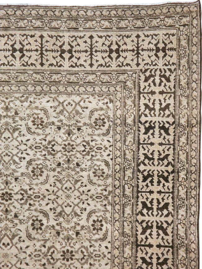 Antique Persian Tabriz Rug, No.21573 - Gsblank