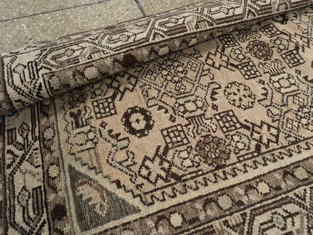Vintage Persian Malayer Long Runner, No.21580 - Gsblank