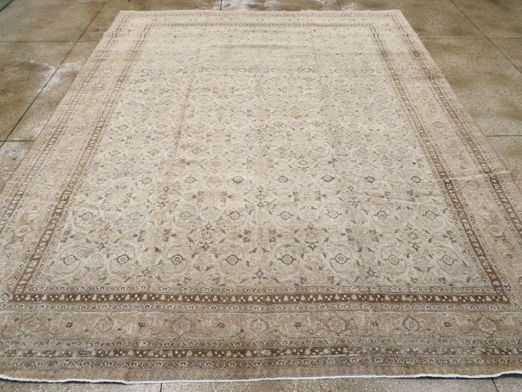 Antique Persian Tabriz Carpet, No.21582 - Gsblank
