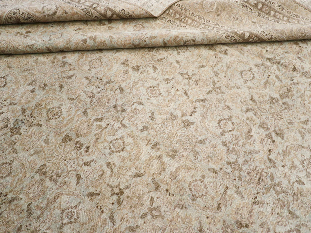 Antique Persian Tabriz Carpet, No.21582 - Gsblank