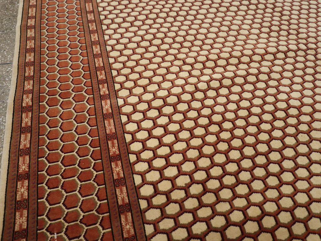 Vintage Turkish Anatolian Accent Carpet, No.21587 - Gsblank